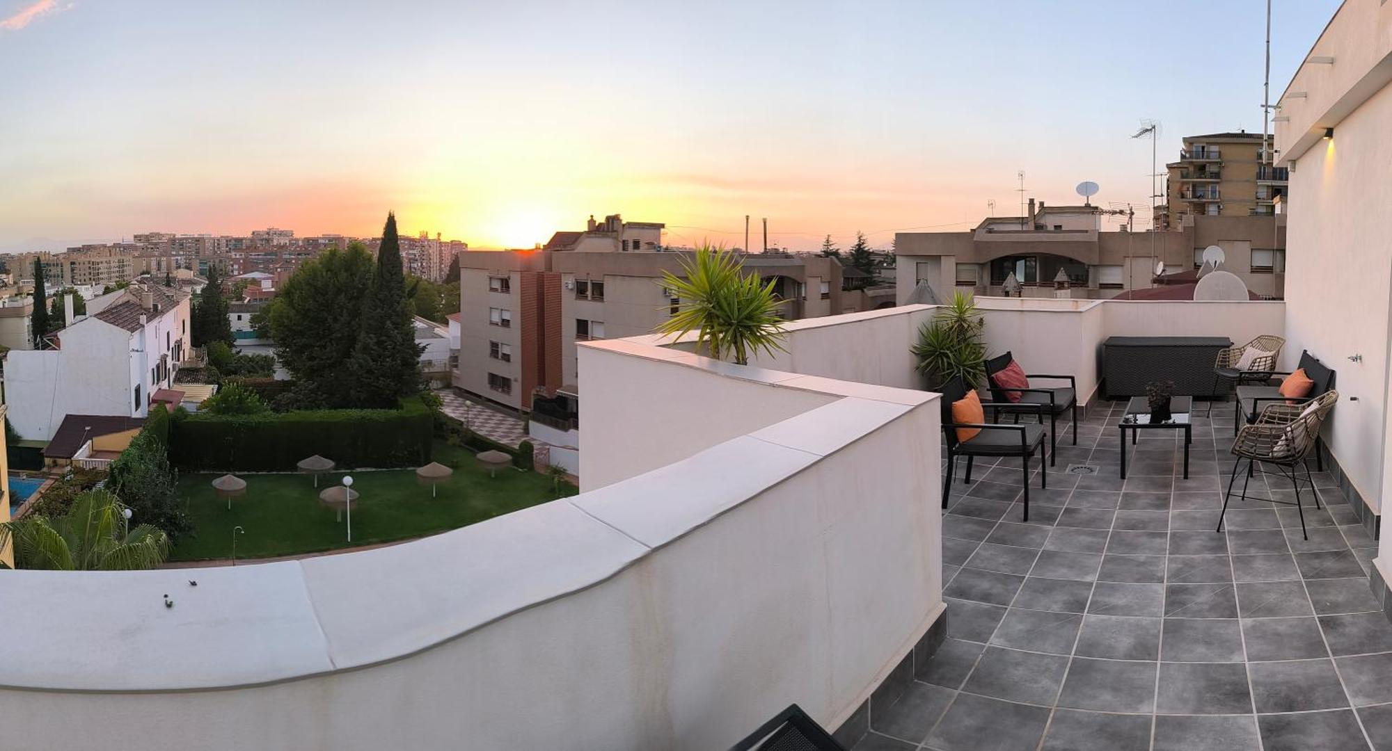 Power Home Granada Kültér fotó